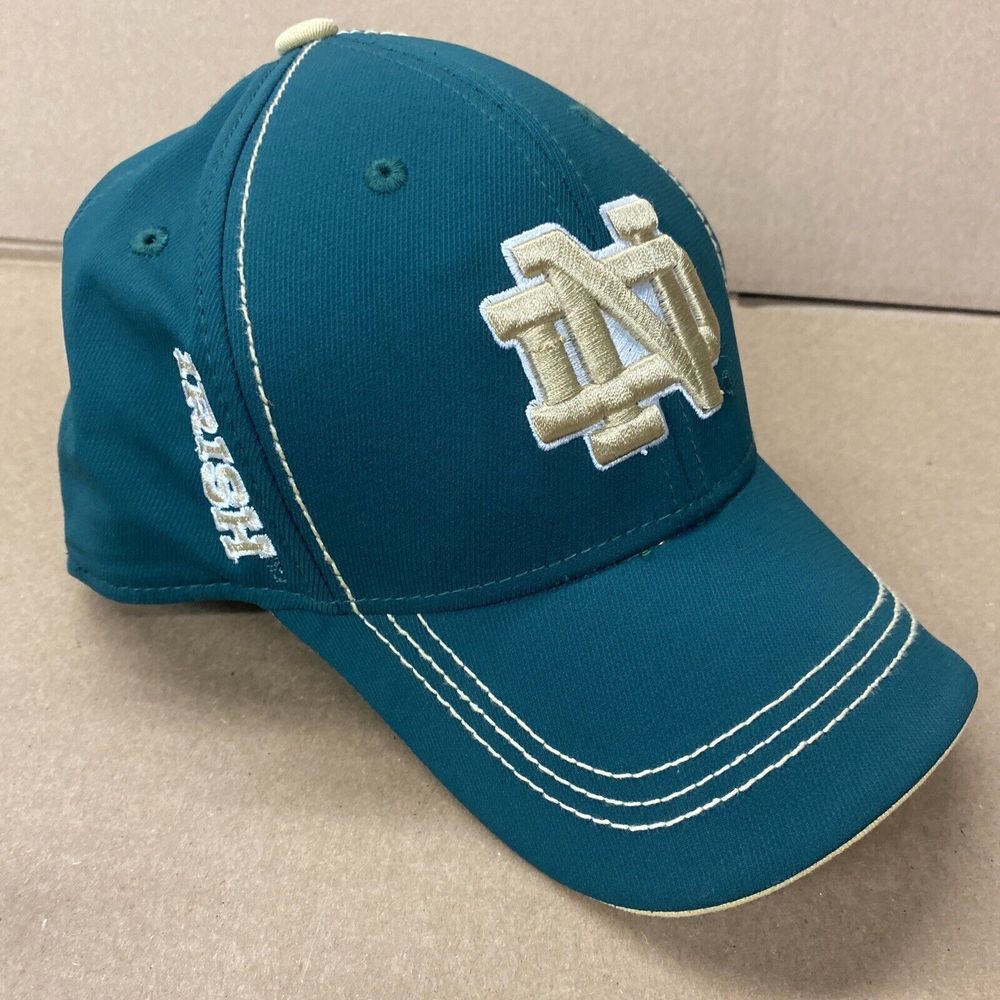 Notre Dame Adidas S/M‎ Fitted Hat Adult Green Gold Fighting Irish Official